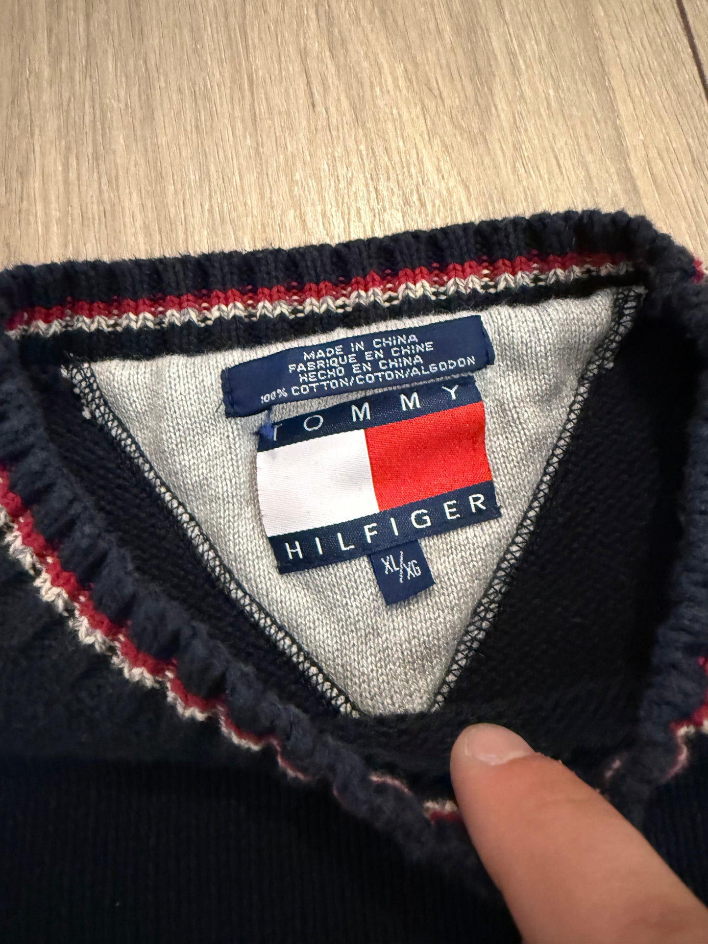 (XL) 90s Tommy Hilfiger Knit Sweater