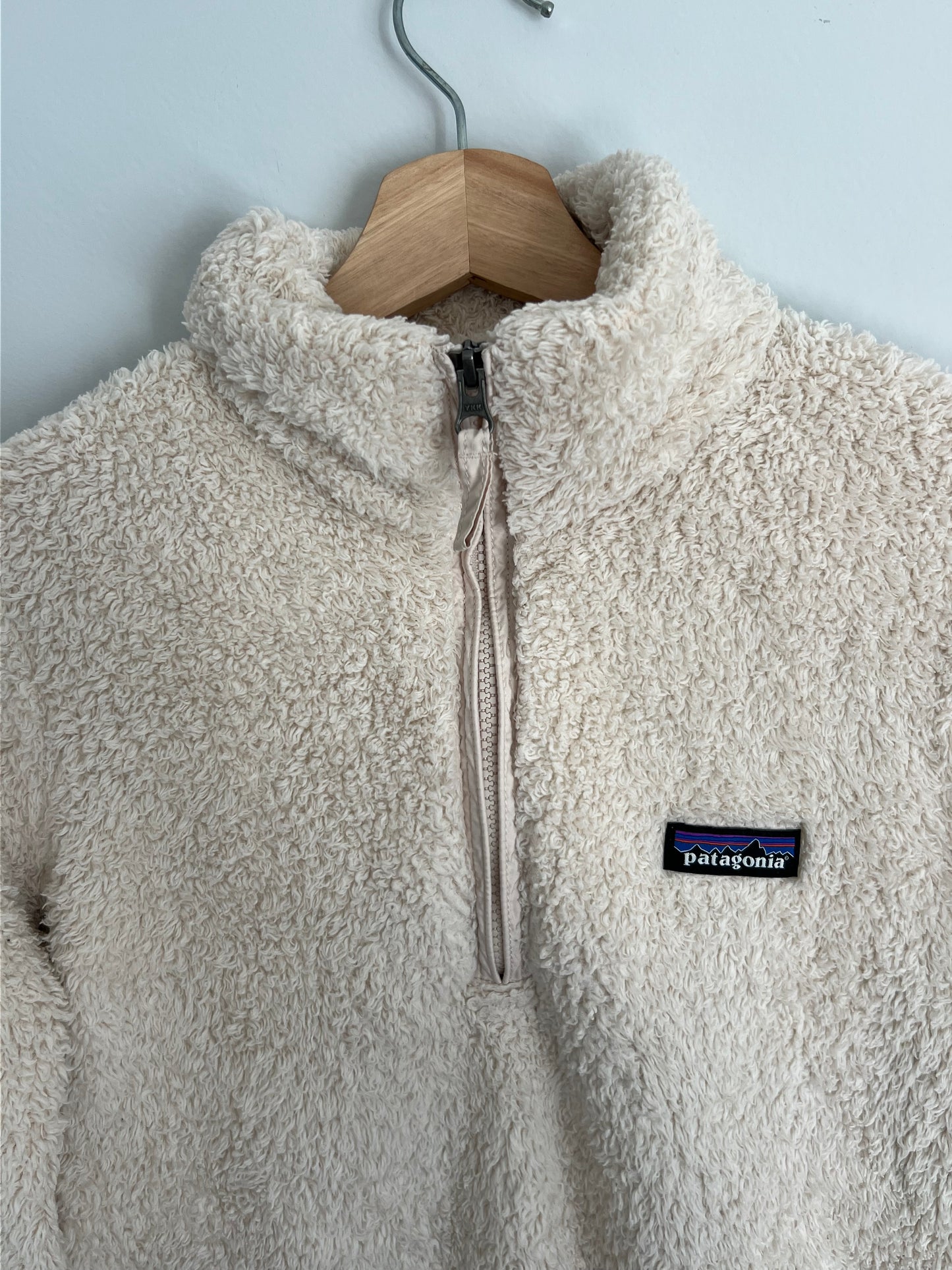 (S) Women’s Patagonia Cream Fleece