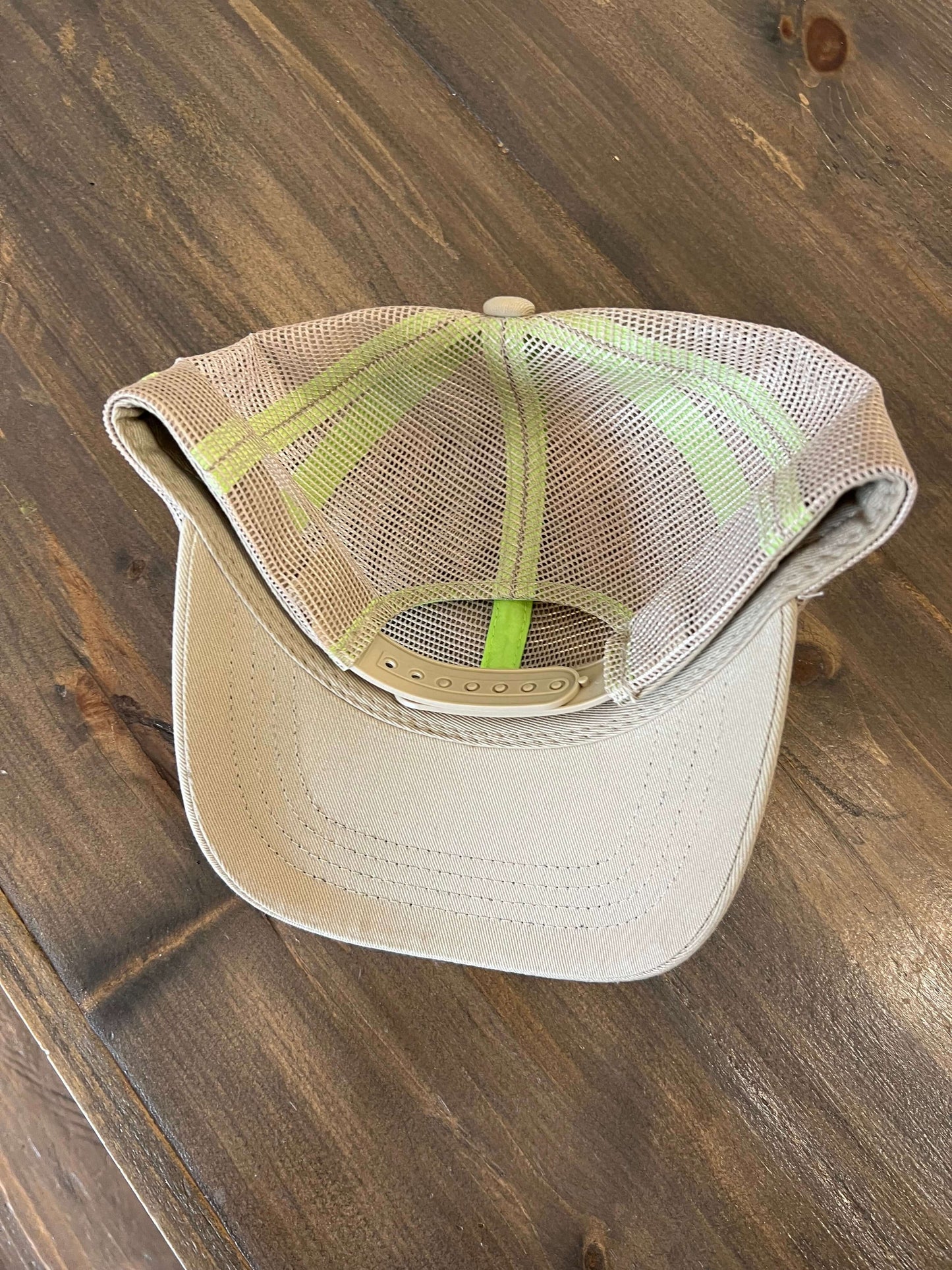 (O/S) Dime Beige Mesh Hat