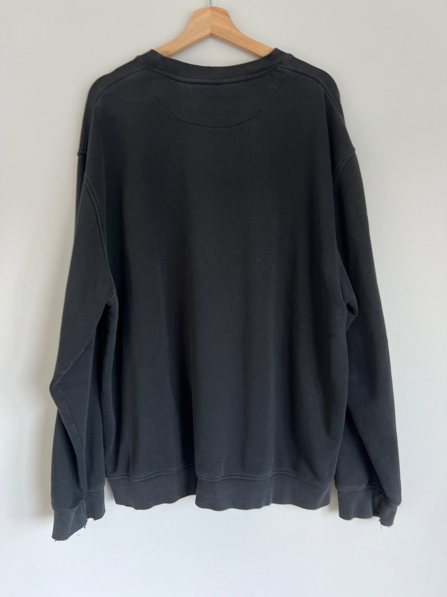 (XL) Y2K Nike Mini Swoosh Black Sweatshirt