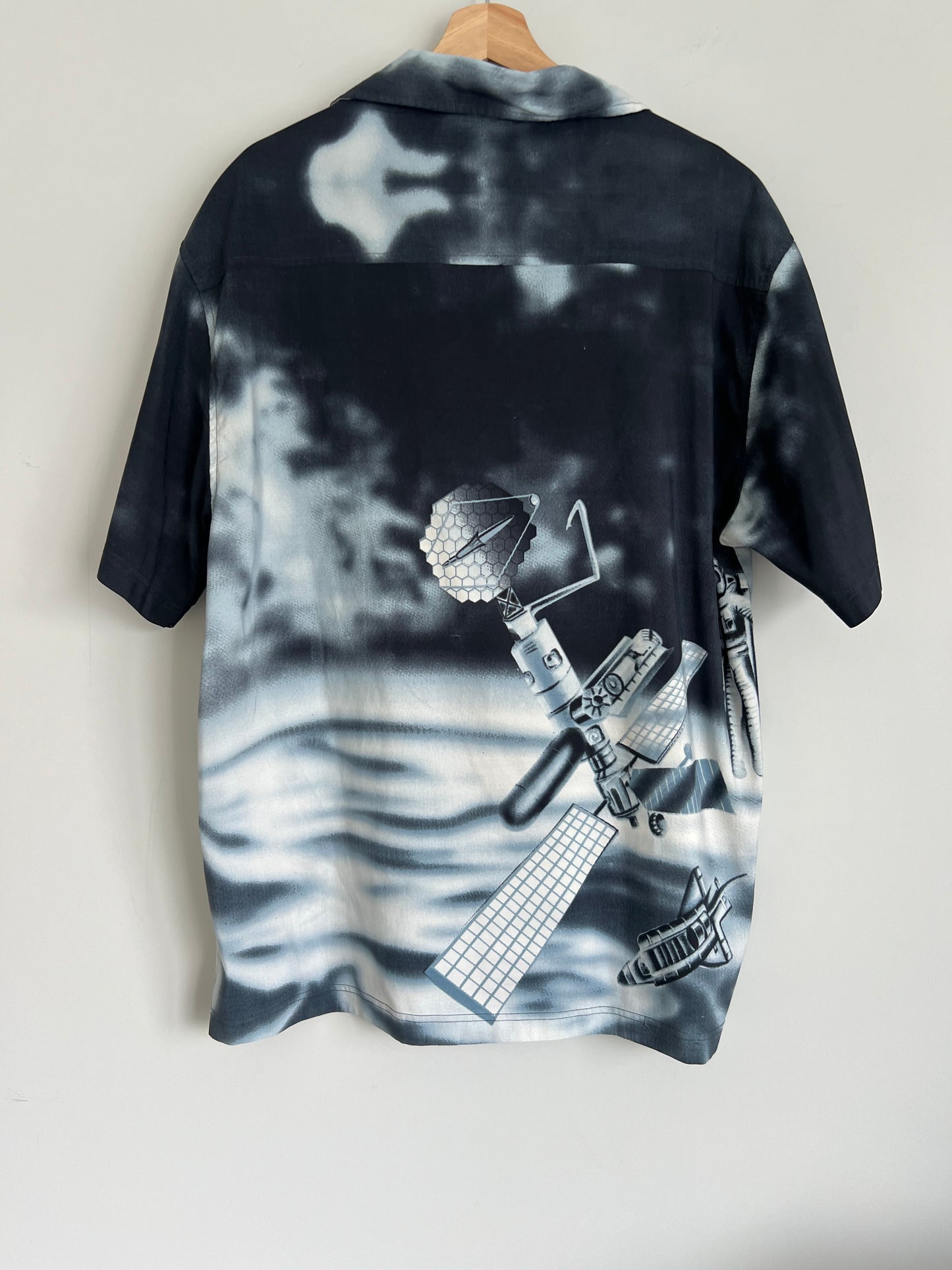 (L) Y2K West Coast Space Button-Up Shirt