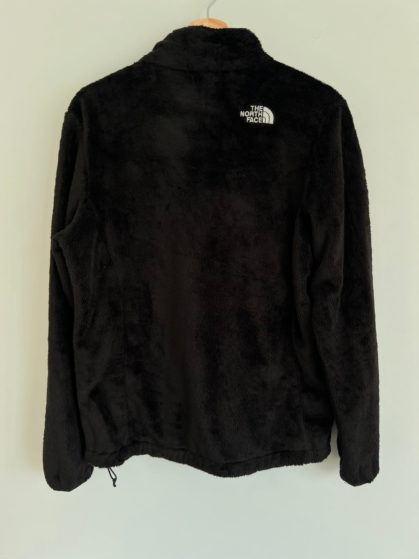 (M) Women’s The North Face Black Fleece Vest
