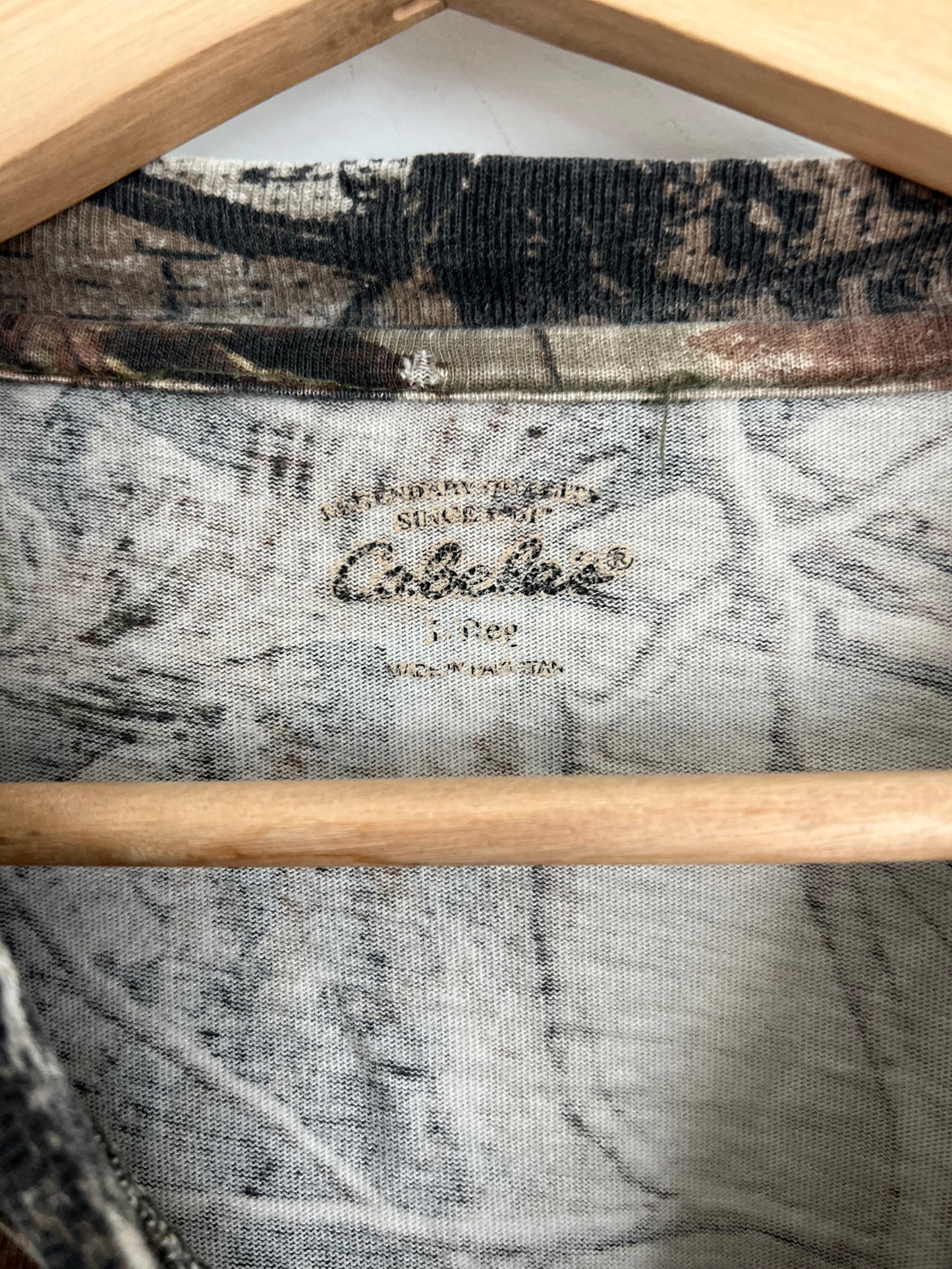 (L) Vintage Realtree Deer Longsleeve