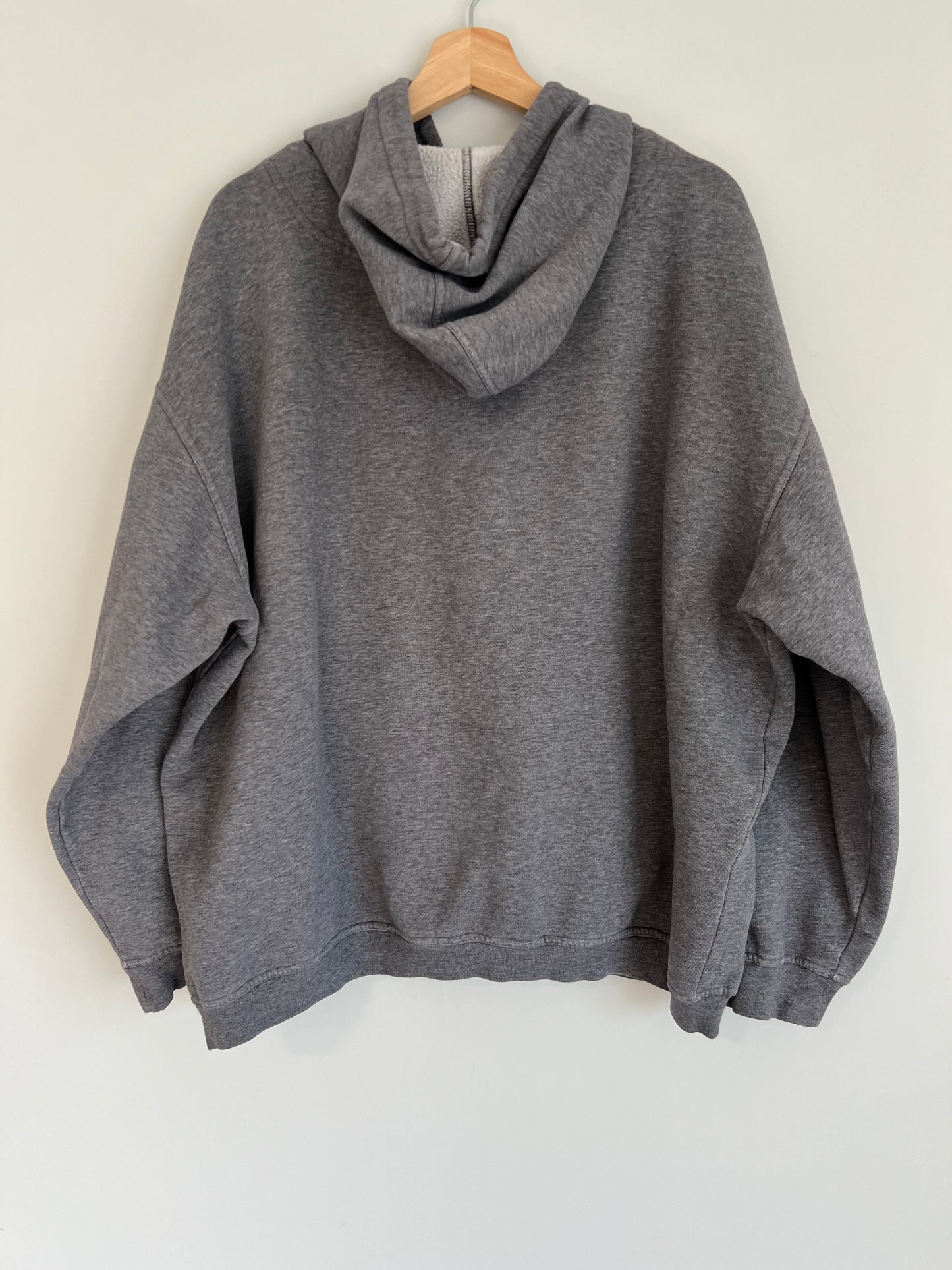 (L) Y2K Pelle Pelle Grey Hoodie