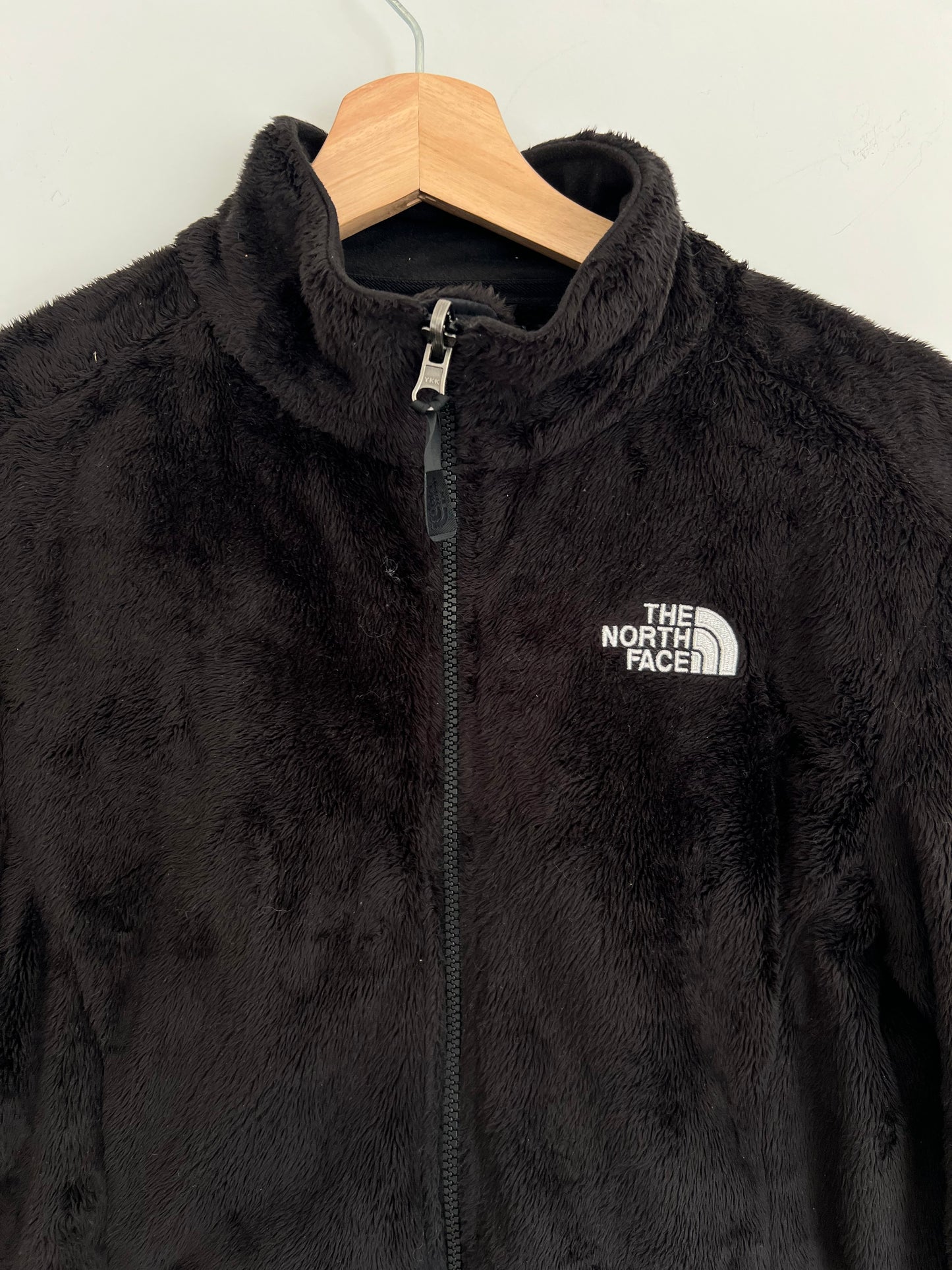 (M) Women’s The North Face Black Fleece Vest