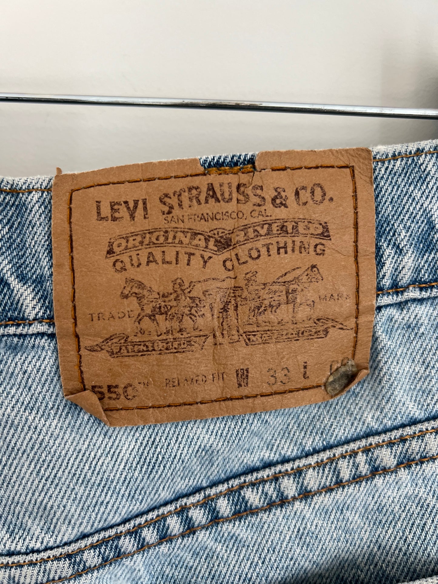 (33) Vintage Levi’s 550 Orange Tab Shorts