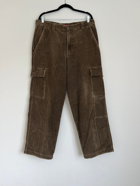 (36x32) Vintage Brown Corduroy Cargo Pants
