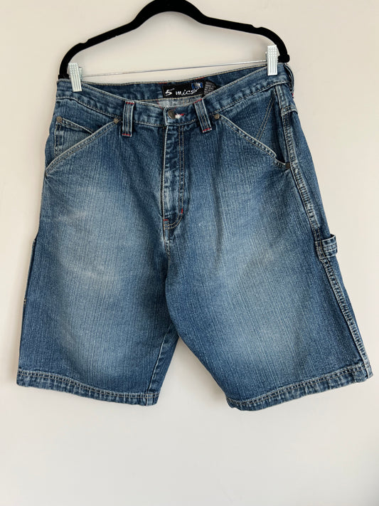 (36) Y2K Baggy Jorts